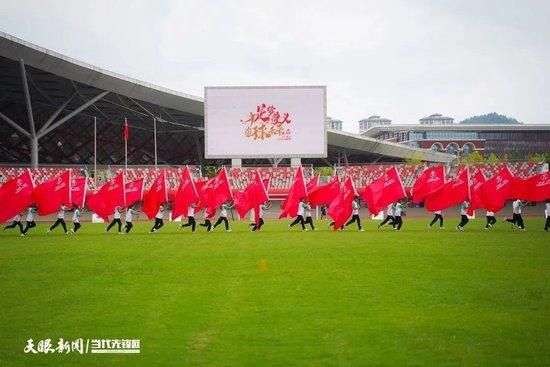 前瞻英超解析：利物浦vs曼彻斯特联时间：2023-12-180:30星期一　利物浦在16轮联赛过后取得11胜4平1负的战绩，目前以37个积分排名第一名位置。